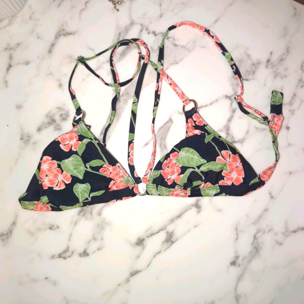 👙M Floral Bikini Top